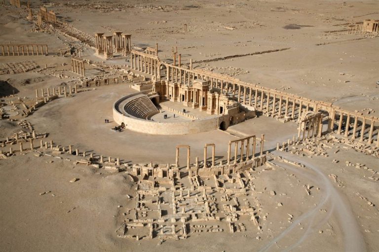 Chi distrugge il patrimonio archeologico della Siria