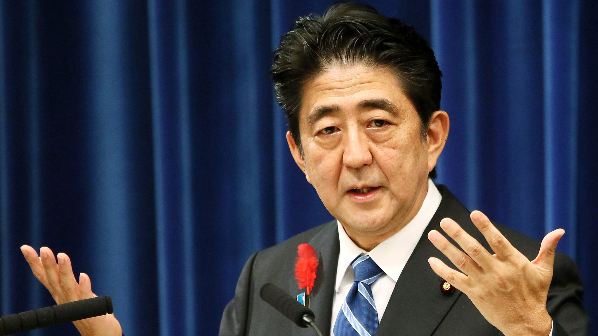 Il premier giapponese Shinzo Abe / source Financial Times