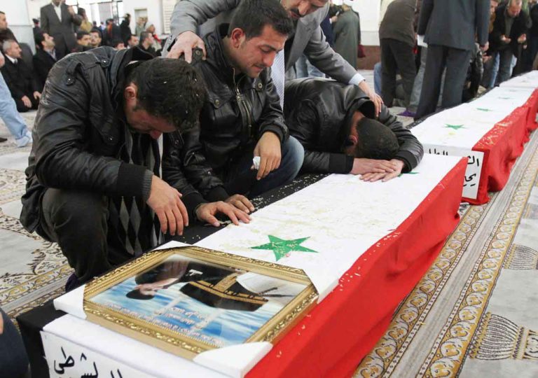 Funerale di alcuni soldati siriani uccisi. Credit to: SANA