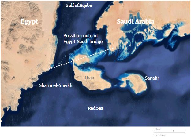 Passaggio ideale del ponte che dovrebbe mettere in collegamento la penisola egiziana del Sinai con le terre dell'Arabia Saudita / credits: theguardian.com