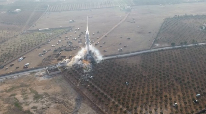 Esplosione di una mina piantata da ISIS per frenare l'avanzata delle forze FSA vicino al Bab. Credits to: Special Monitoring Mission to Syria